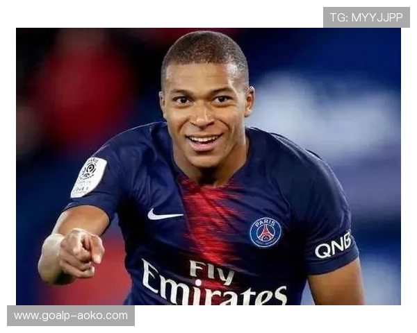 足球界最具魅力的年轻球星是谁 他凭借哪些特点赢得全球粉丝青睐